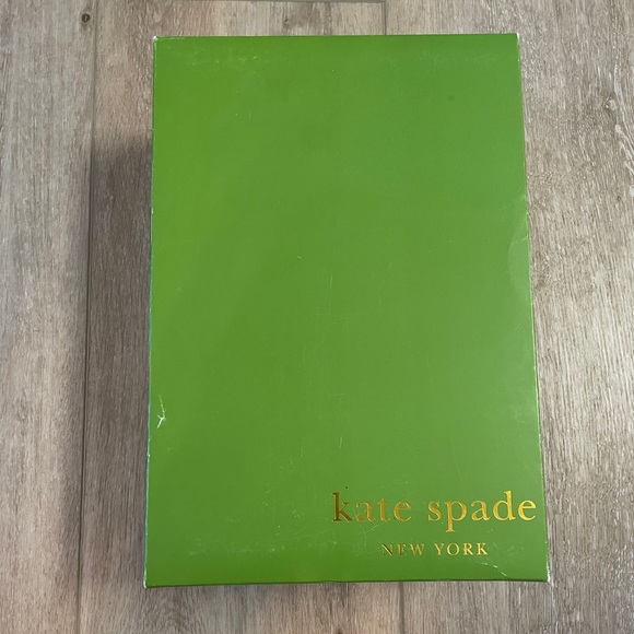 Kate Spade Bubbly Daisy Flute 1 Set - Picture 5 of 5